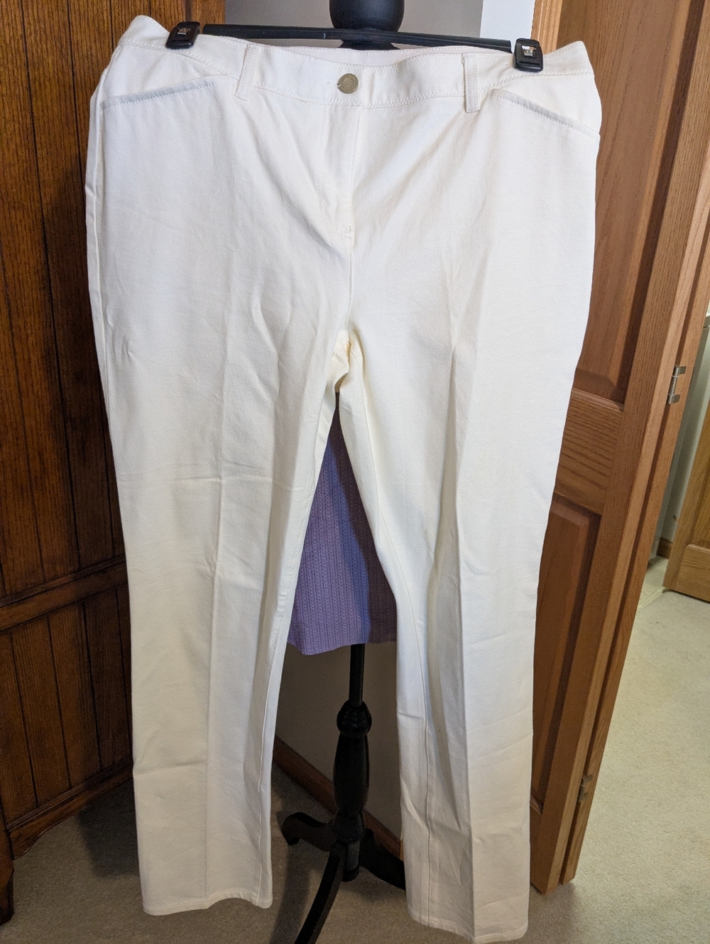 CHICO So Slimming Stretch Jeans, White, Size 12 Tall, NWOT!